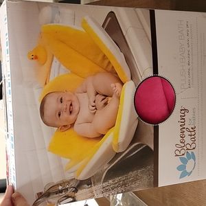 New In Box Blooming Bath in Pink